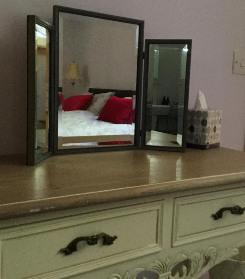 Auld Skuil Hotel Ashkirk ภายนอก รูปภาพ
