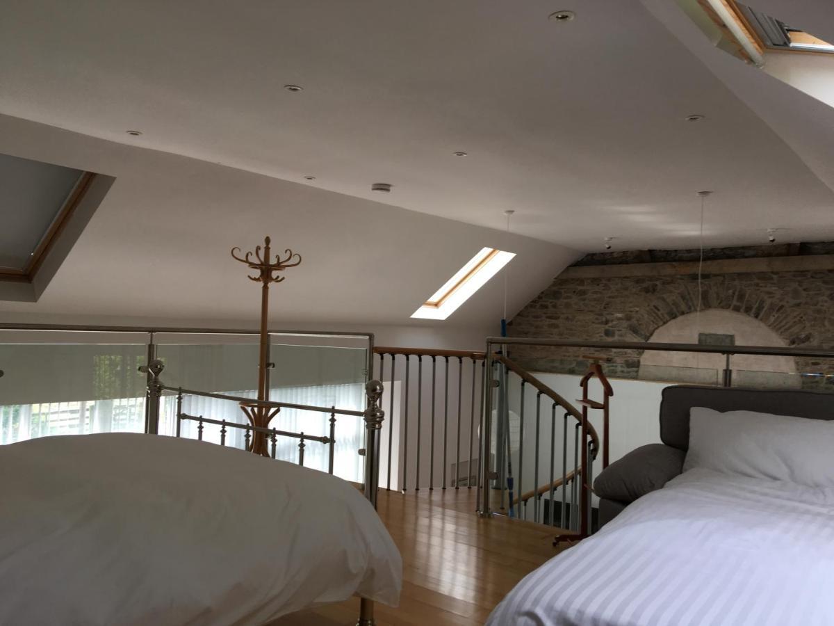 Auld Skuil Hotel Ashkirk ภายนอก รูปภาพ